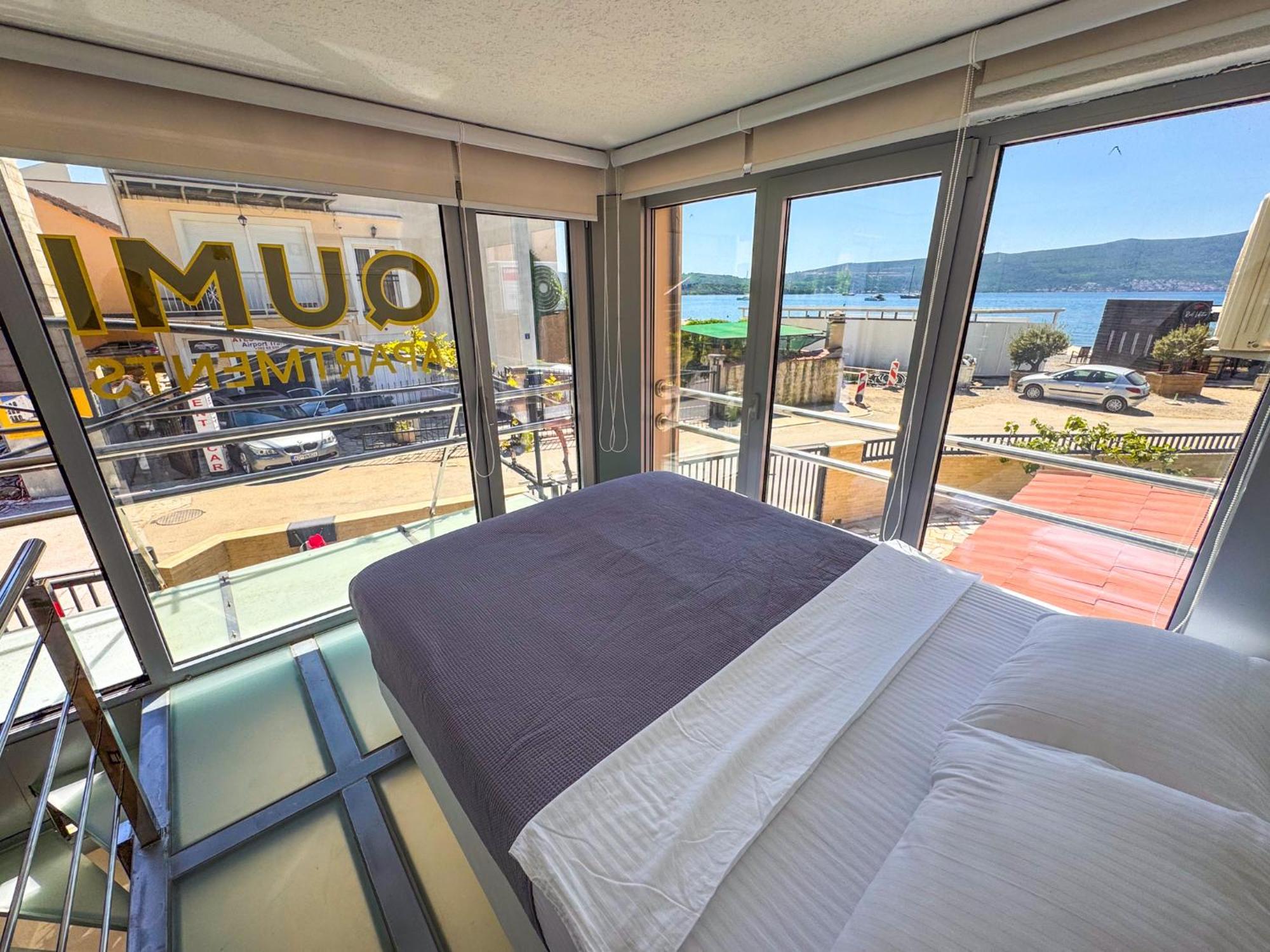 Qumi Apartments Tivat Eksteriør billede